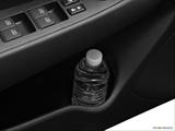  Cup holder prop (tertiary) photo
